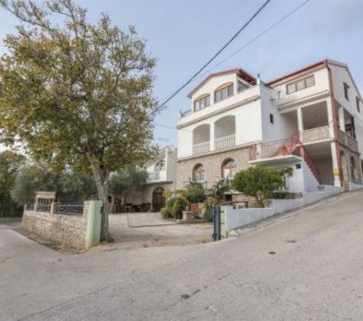 Apartments Ivan