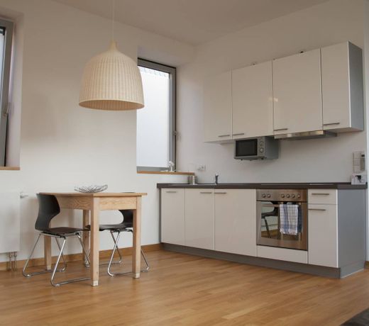 PARK1 - Studio apartment in a quiet courtyard