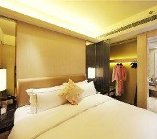 Wuhan Royal Suites & Towers Hotel