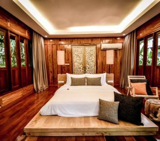 The Nine Thipthara Klongson Resort