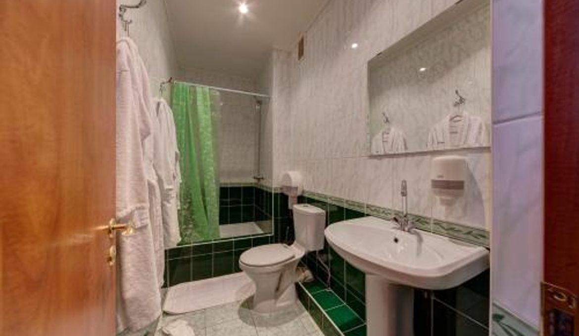 Green Hotel