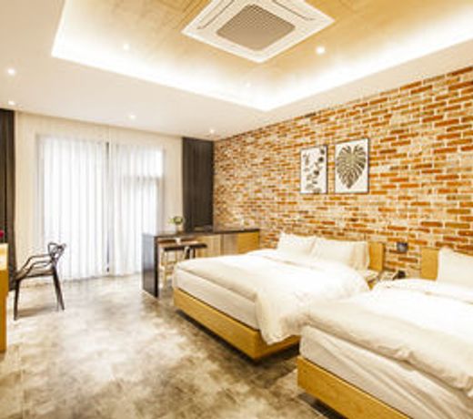 Hotel T Point