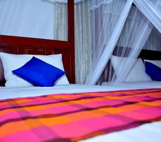 Hotel Romaya