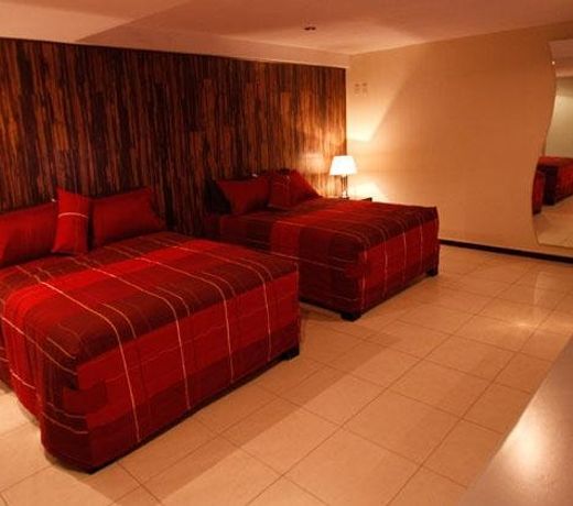 Giakor Suites