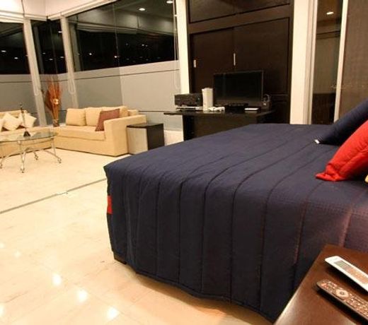 Giakor Suites