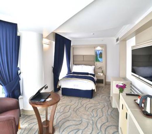 New Marathon Hotel