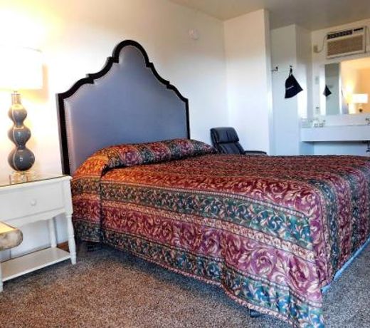 Capri Motel