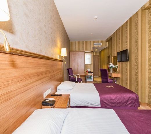 Interstellar Hotel Merter