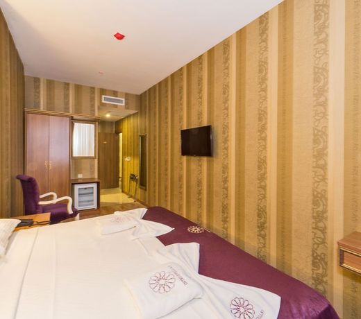 Interstellar Hotel Merter