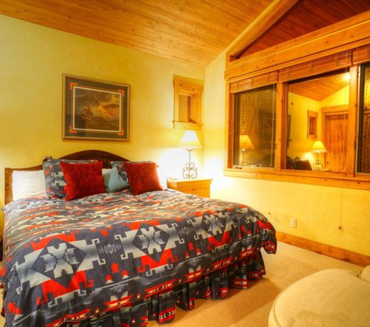 Abode at Arrowood