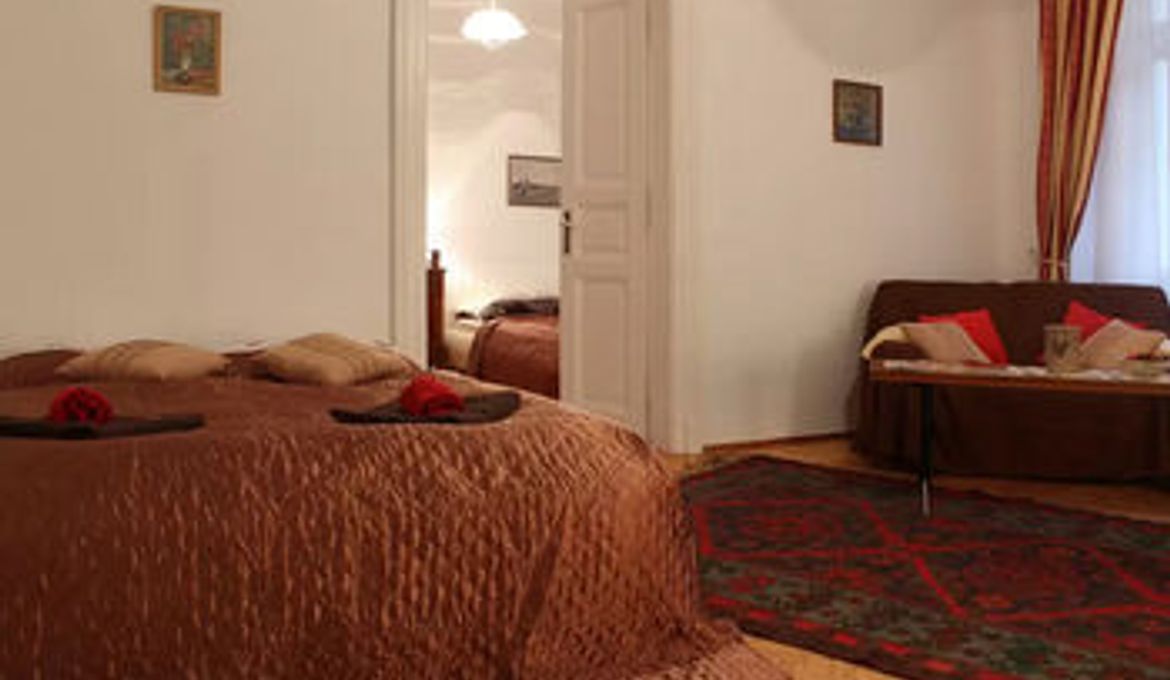 Bohemia Antique Apartment