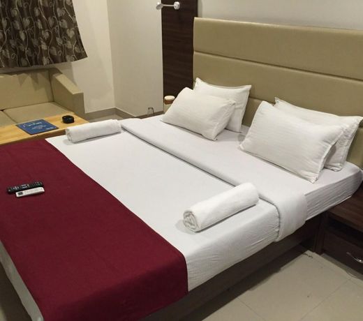 Hotel Kalpana Palace