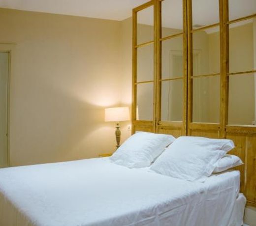 Apartamento Bizcocheros con piscina y jardÃ­n privado
