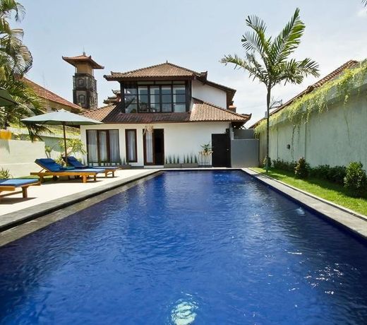 U House Seminyak