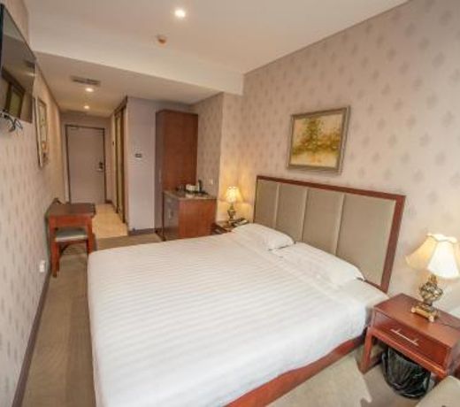 Megaboom City Hotel