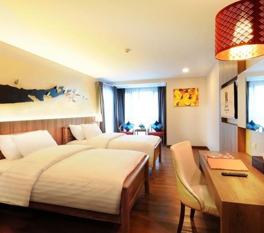 Grand Ratchapruek Hotel
