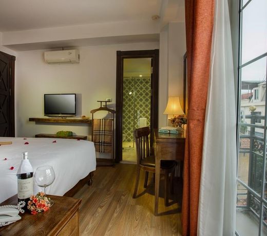 Noble & Swan Boutique Hotel