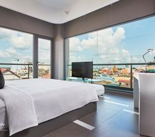 SUN & MOON, Urban Hotel