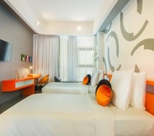 SUN & MOON, Urban Hotel