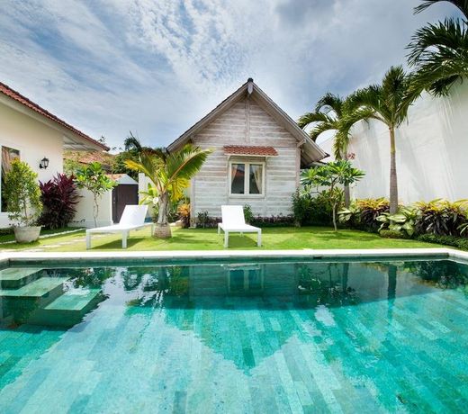 Green Garden Seminyak Villa
