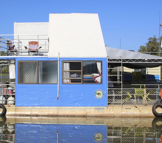 Corroboree Houseboats