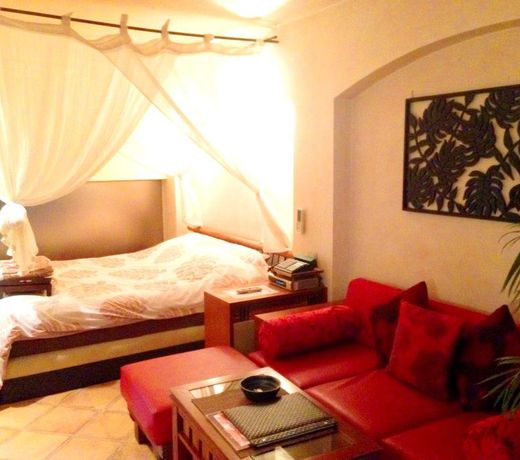 Hotel Laguna
