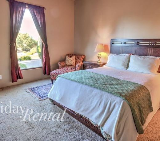 Mummy Mountain Estate by HolidayRental
