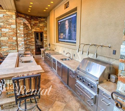 Scottsdale Estate by HolidayRental