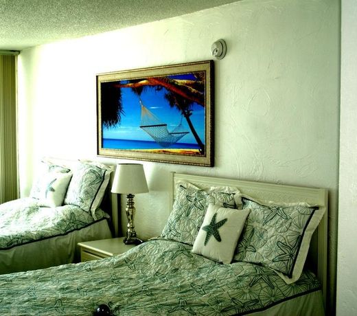 Pirates Cove Resort Studios
