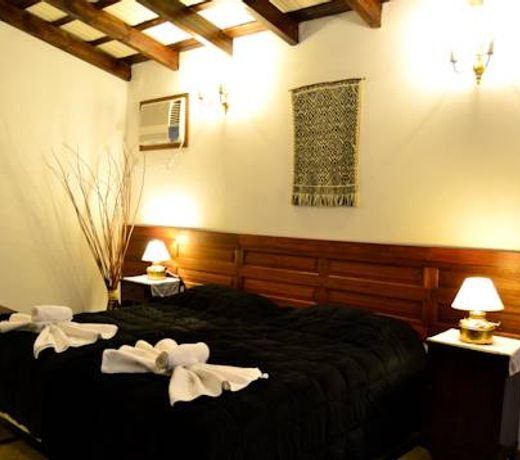 Golden Lodge