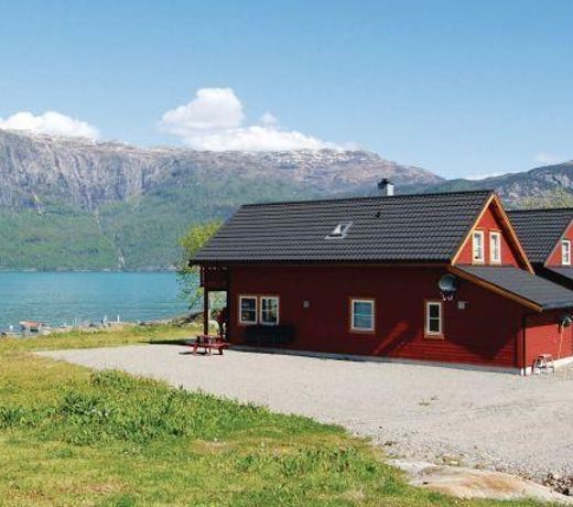 Holiday home Utne/Lothe Lothe