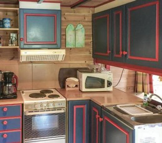 Nice home in Etne with 3 Bedrooms and WiFi