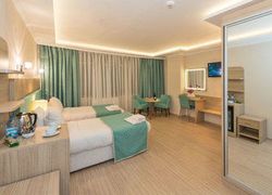 Aura Suites фото 2