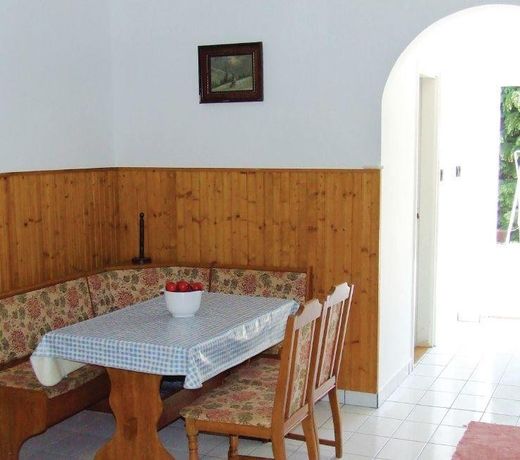 Holiday home RakÃ³czi u-BalatonmariafurdÃ¶