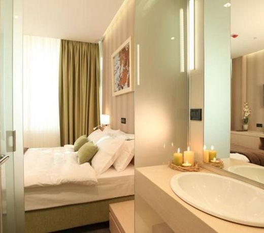 Hotel Argo
