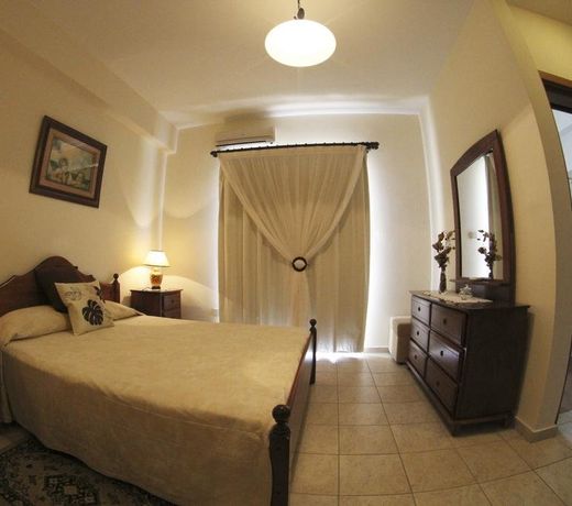 Eve Pissouri Soultanina Villa