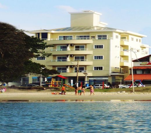 Apart Hotel Roberto Monteiro