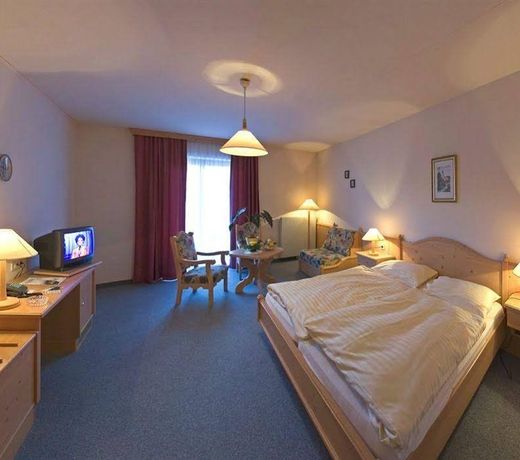 Hotel Post HÃ¶nigwirt