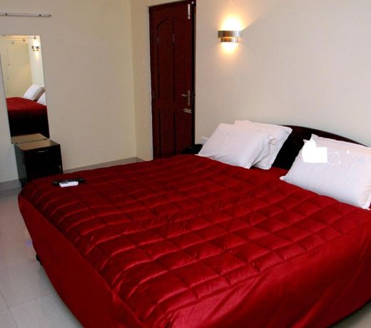 Hotel Bvs Palace