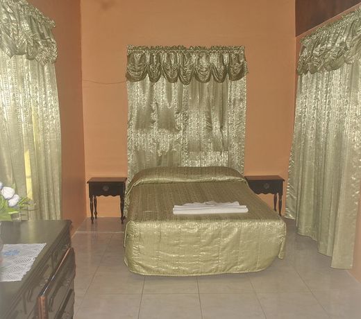 Enchanted Villas and Guest House