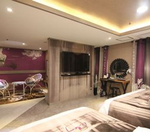Gallery 9 Motel