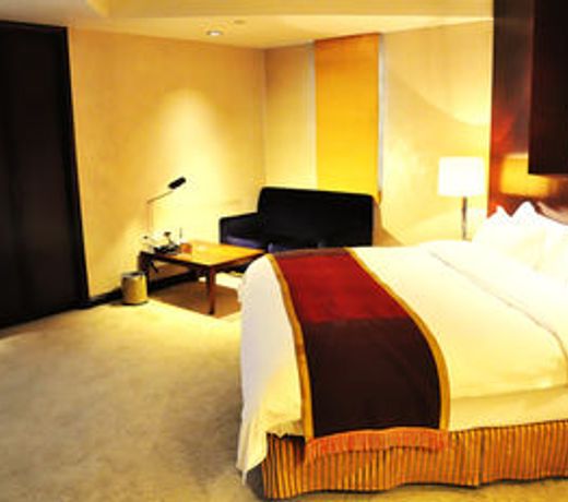 World Trade Hotel