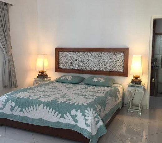 Yogyakarta Tropicana Villa