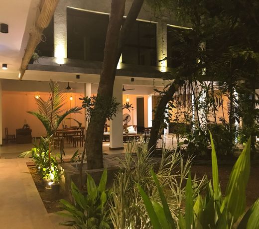 Sayura House