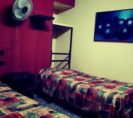 Hostal Moderno