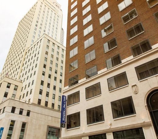Hampton Inn & Suites Dallas Downtown