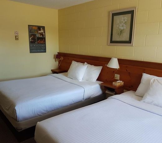 Westport Station Motel