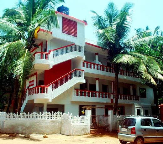 Calangute Beach Side Hotel