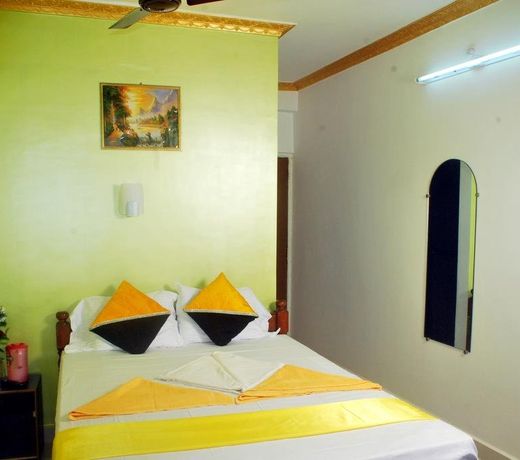 Calangute Beach Side Hotel