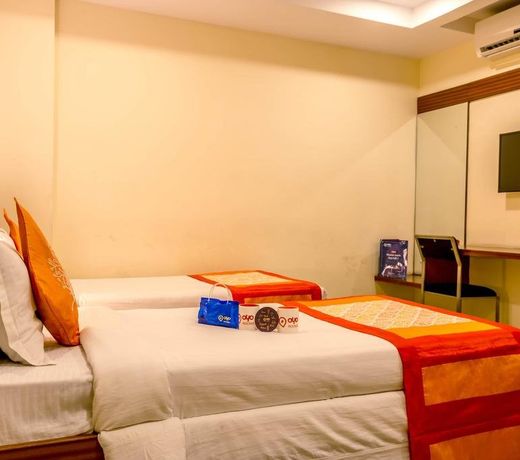 OYO 1594 Hotel Landmark